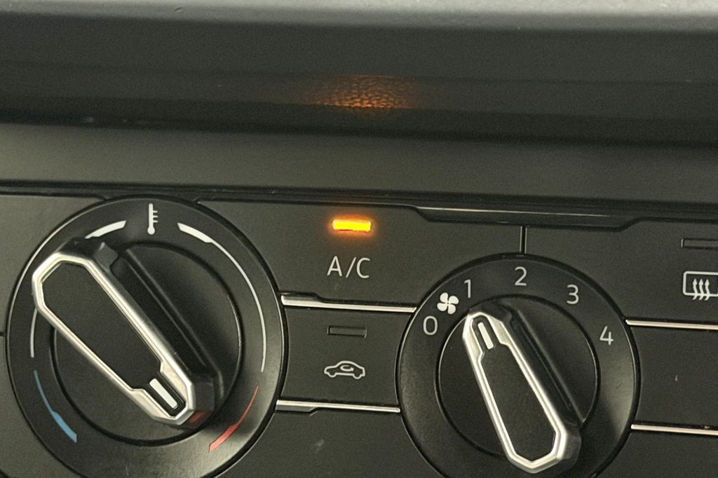 Used Volkswagen Polo 2020 for sale - 77835956: Photo 24