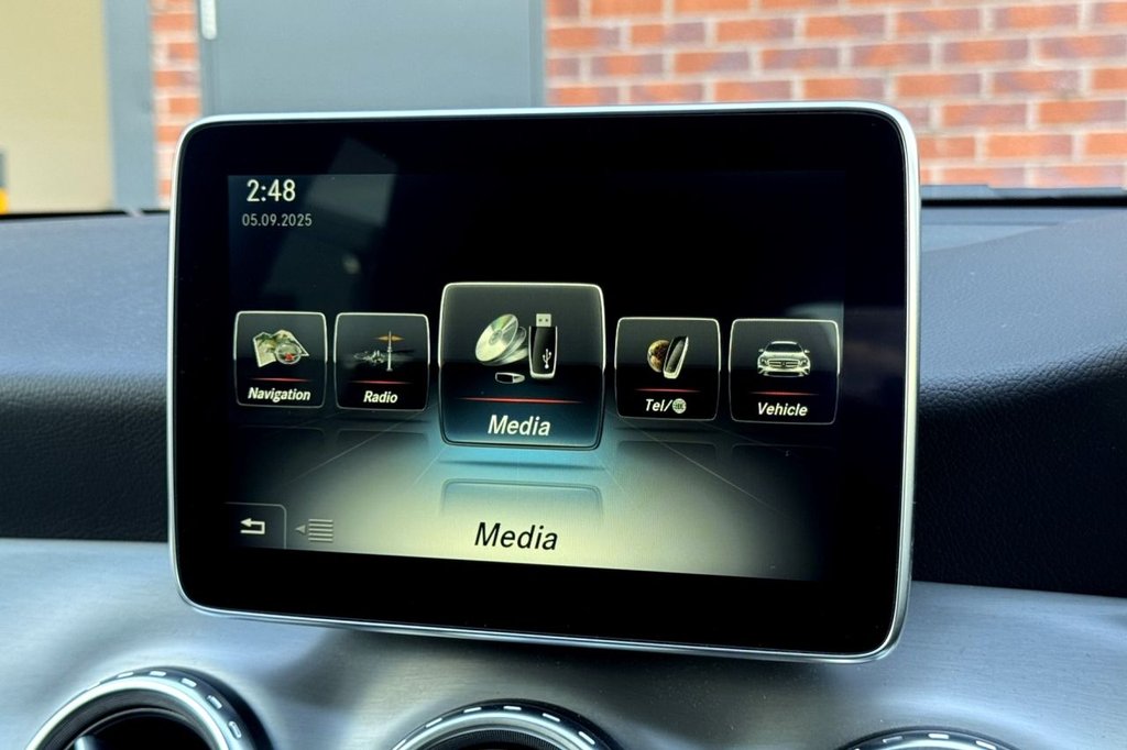 Used Mercedes-Benz GLA 2015 for sale - 75842865: Photo 11