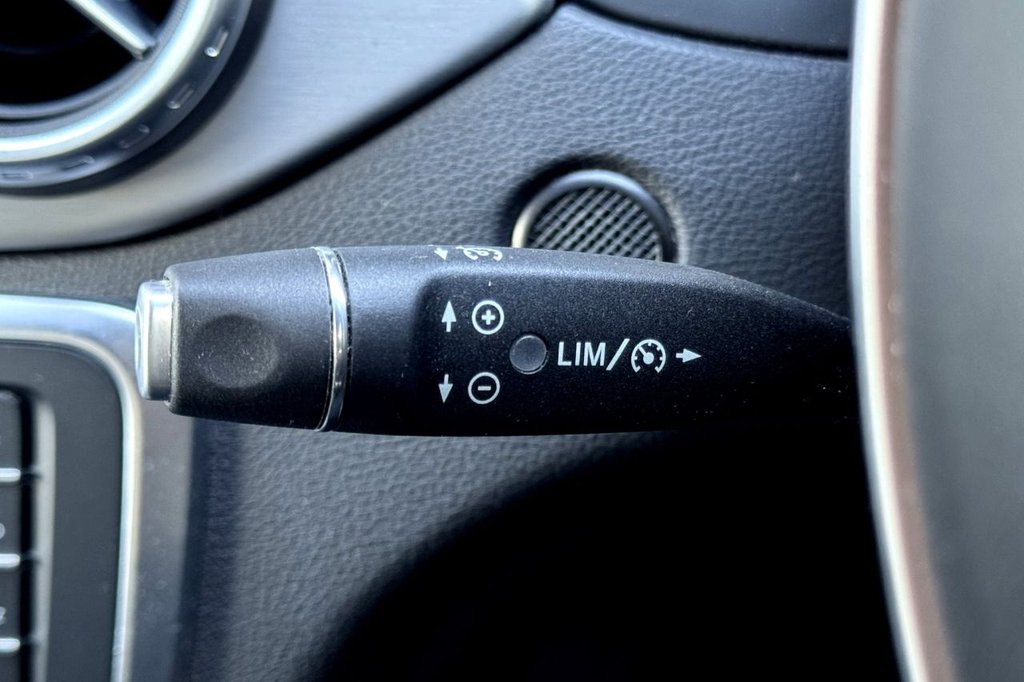 Used Mercedes-Benz GLA 2015 for sale - 75842865: Photo 14