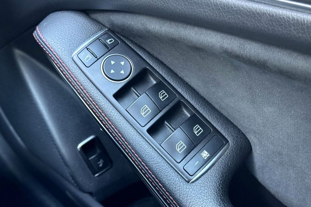 Used Mercedes-Benz GLA 2015 for sale - 75842865: Photo 24