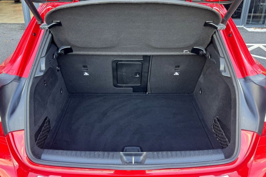 Used Mercedes-Benz GLA 2015 for sale - 75842865: Photo 28