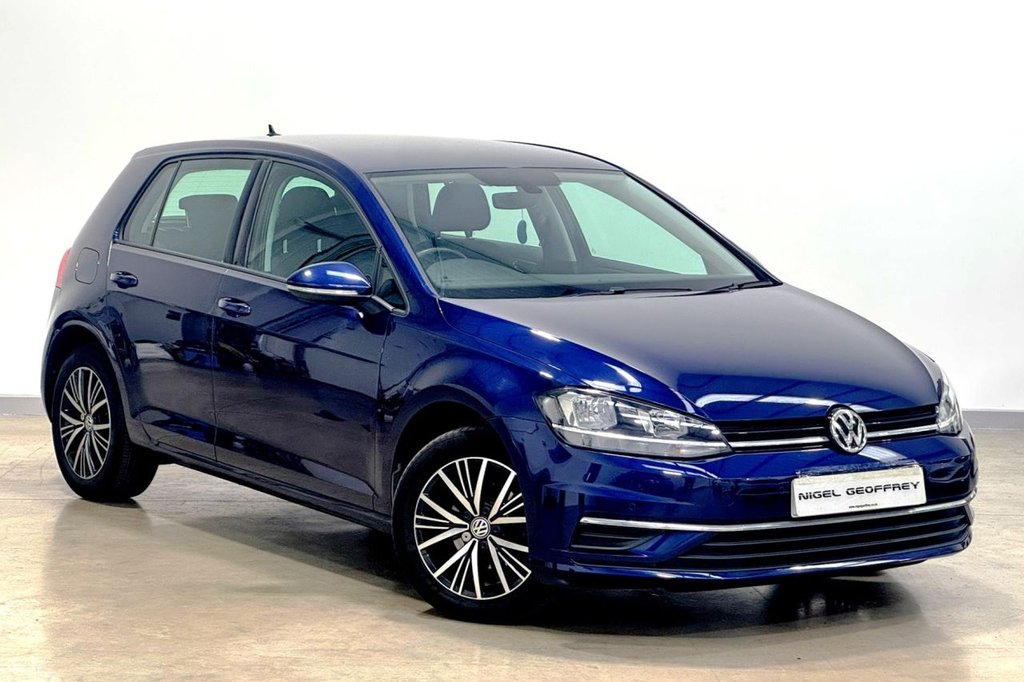 Used Volkswagen Golf 2018 for sale - 76118921: Photo 1
