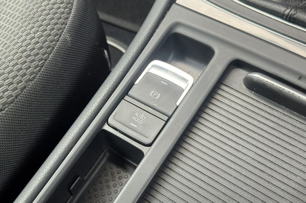 Used Volkswagen Golf 2018 for sale - 76118921: Photo 22