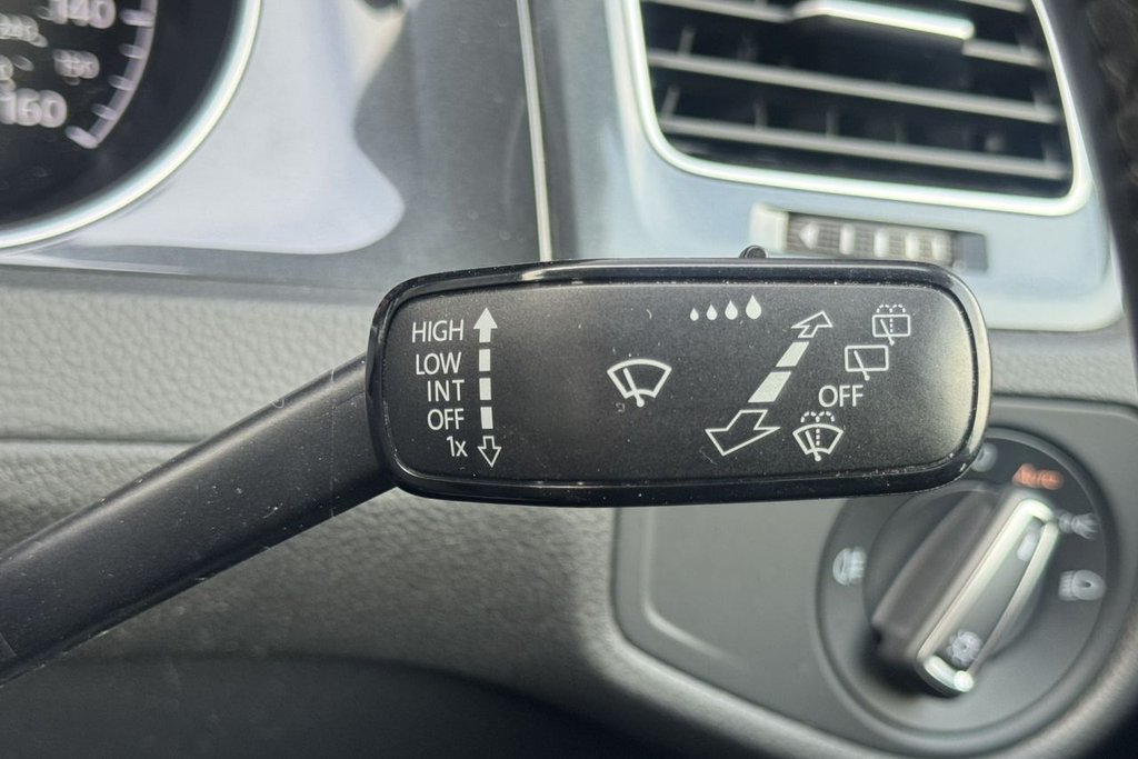 Used Volkswagen Golf 2018 for sale - 76118921: Photo 26