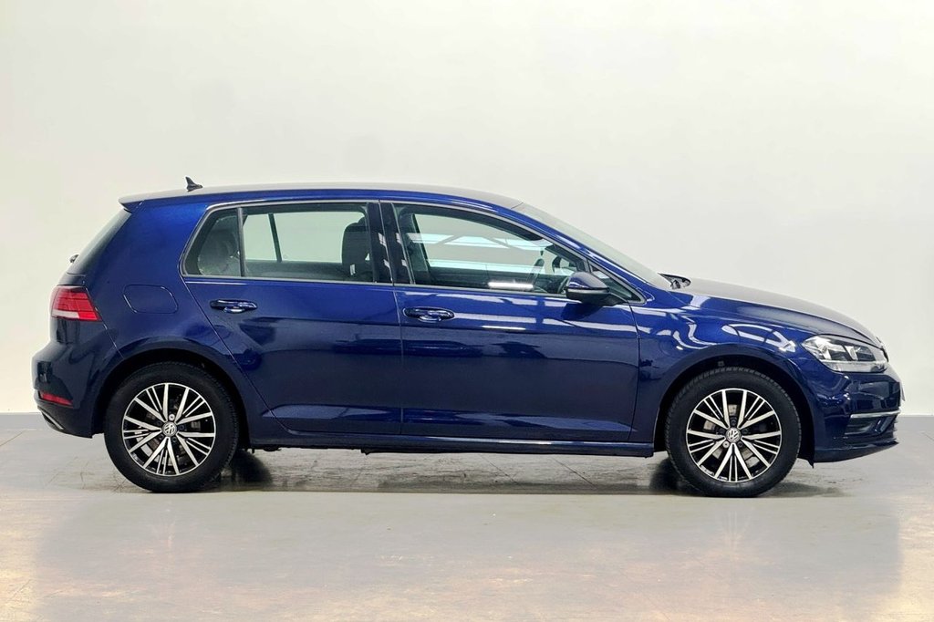 Used Volkswagen Golf 2018 for sale - 76118921: Photo 4