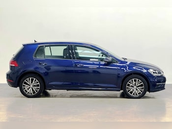 Used Volkswagen Golf 2018 for sale - 76118921: Photo