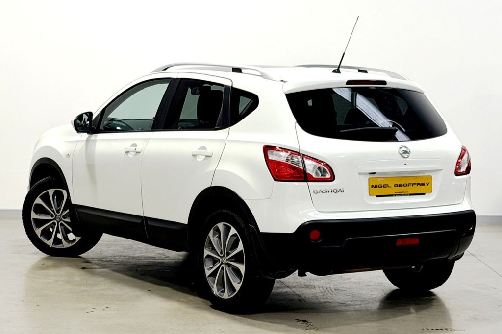 Used Nissan Qashqai 2013 for sale - 76798128: Photo 2
