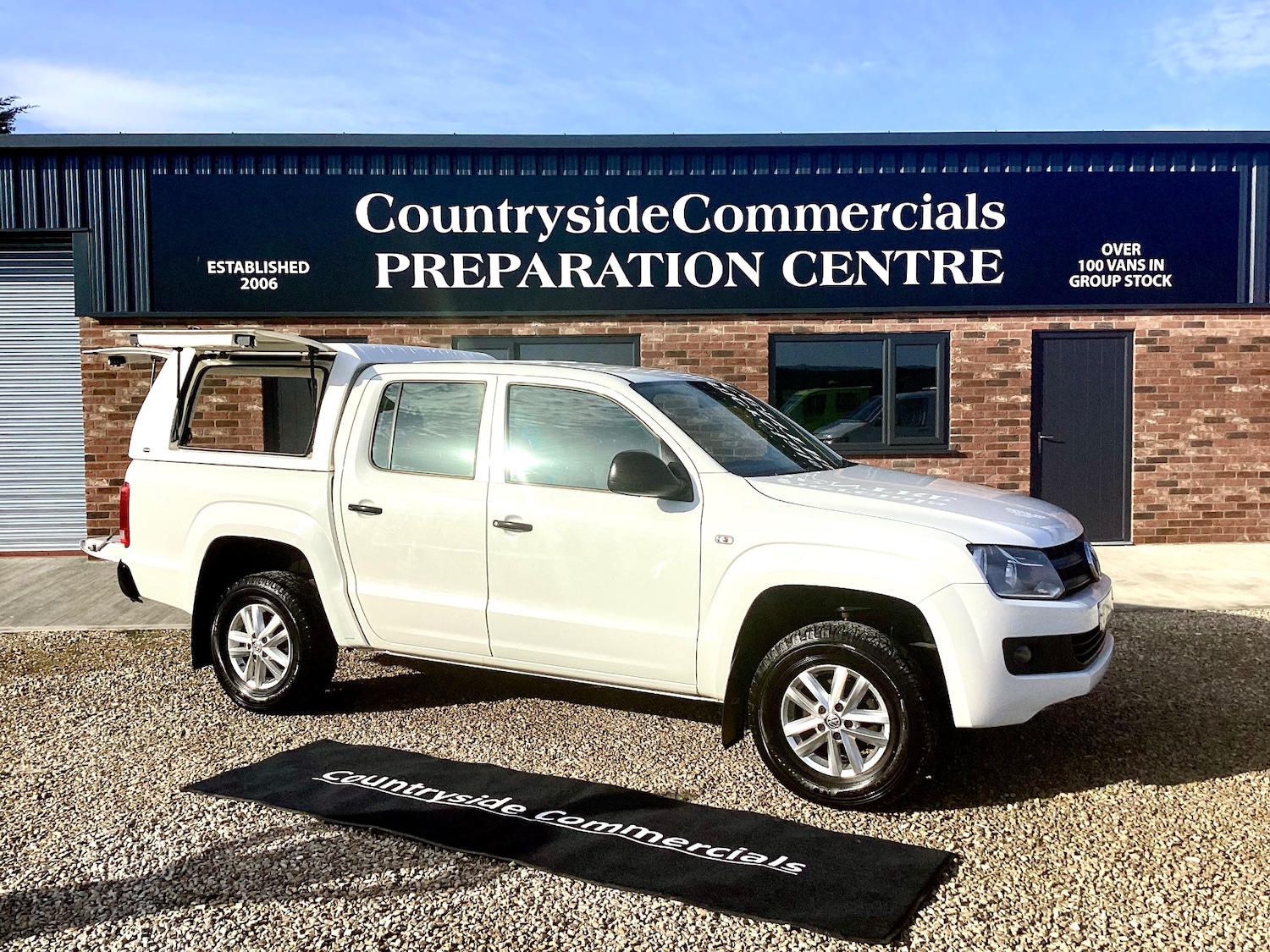 Used Volkswagen Amarok 2015 for sale - 77685247: Photo 1