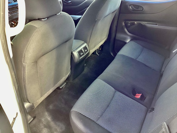 Used Nissan Navara 2018 for sale - 74510757: Photo 10
