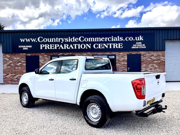 Used Nissan Navara 2018 for sale - 74510757: Photo 4