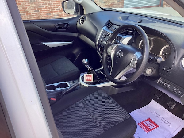 Used Nissan Navara 2018 for sale - 74510757: Photo 8