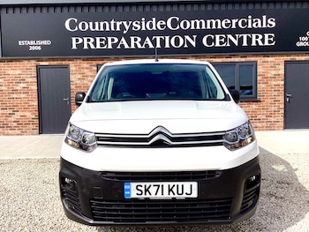 Used Citroen Berlingo 2021 for sale - 79611918: Photo