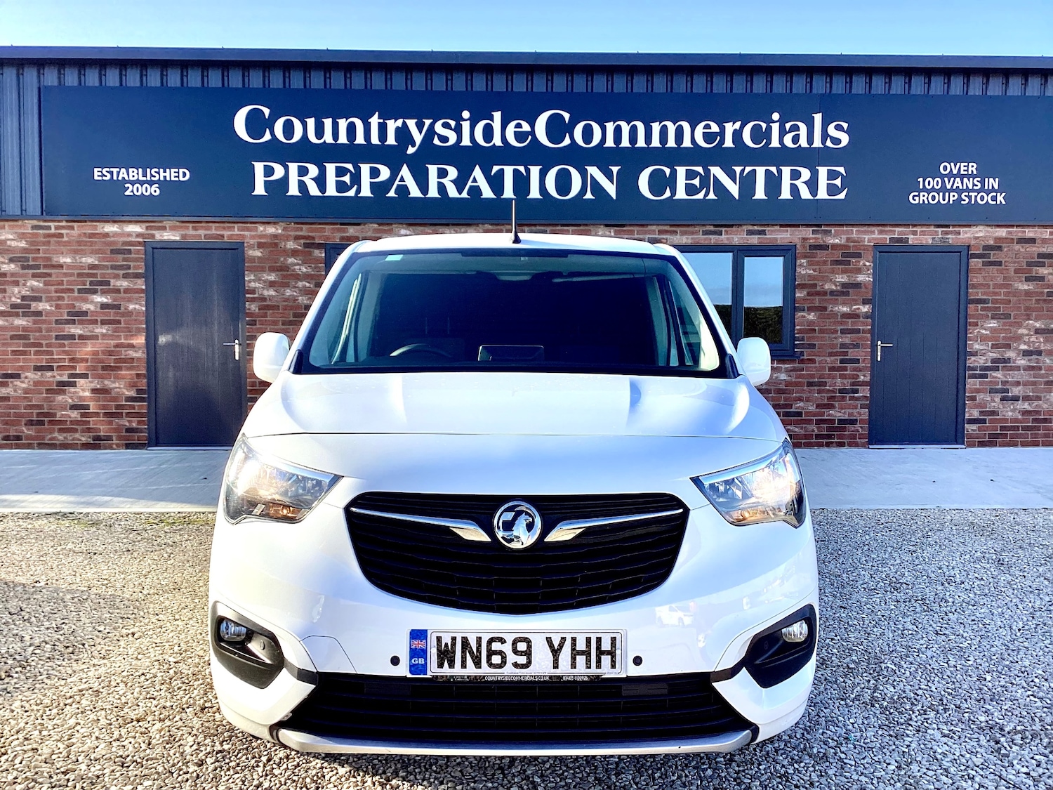 Used Vauxhall Combo 2020 for sale - 77065846: Photo 2