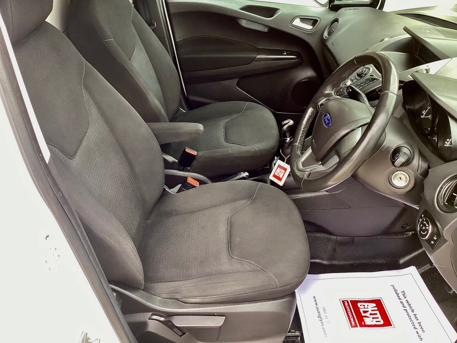 Used Ford Transit Courier 2014 for sale - 78176579: Photo 8