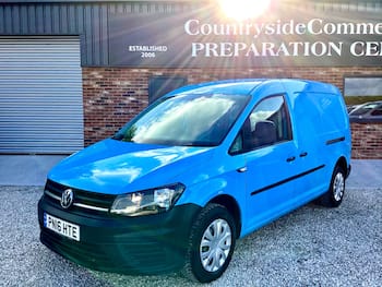 Used Volkswagen Caddy Maxi 2016 for sale - 79542111: Photo