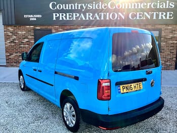 Used Volkswagen Caddy Maxi 2016 for sale - 79542111: Photo