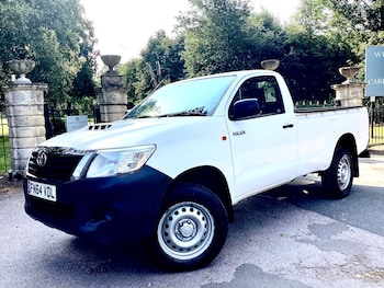 Used Toyota Hilux 2014 for sale - 75466604: Photo