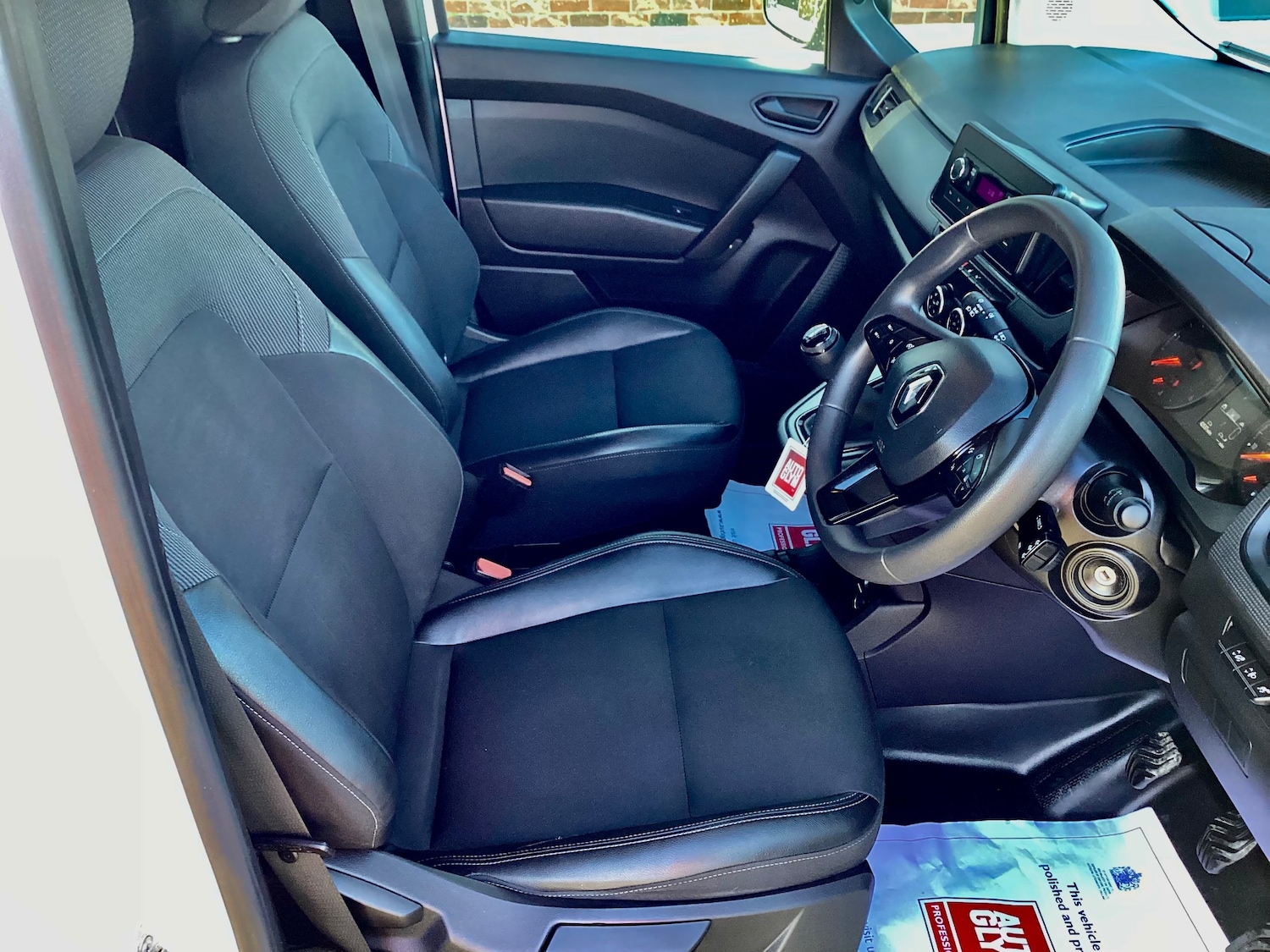 Used Renault Kangoo 2023 for sale - 77100556: Photo 8