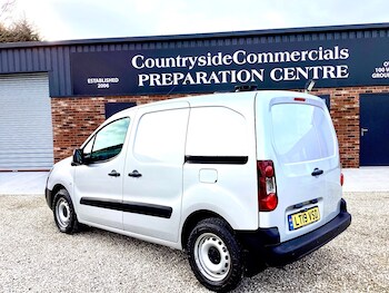 Used Peugeot Partner 2019 for sale - 77685816: Photo