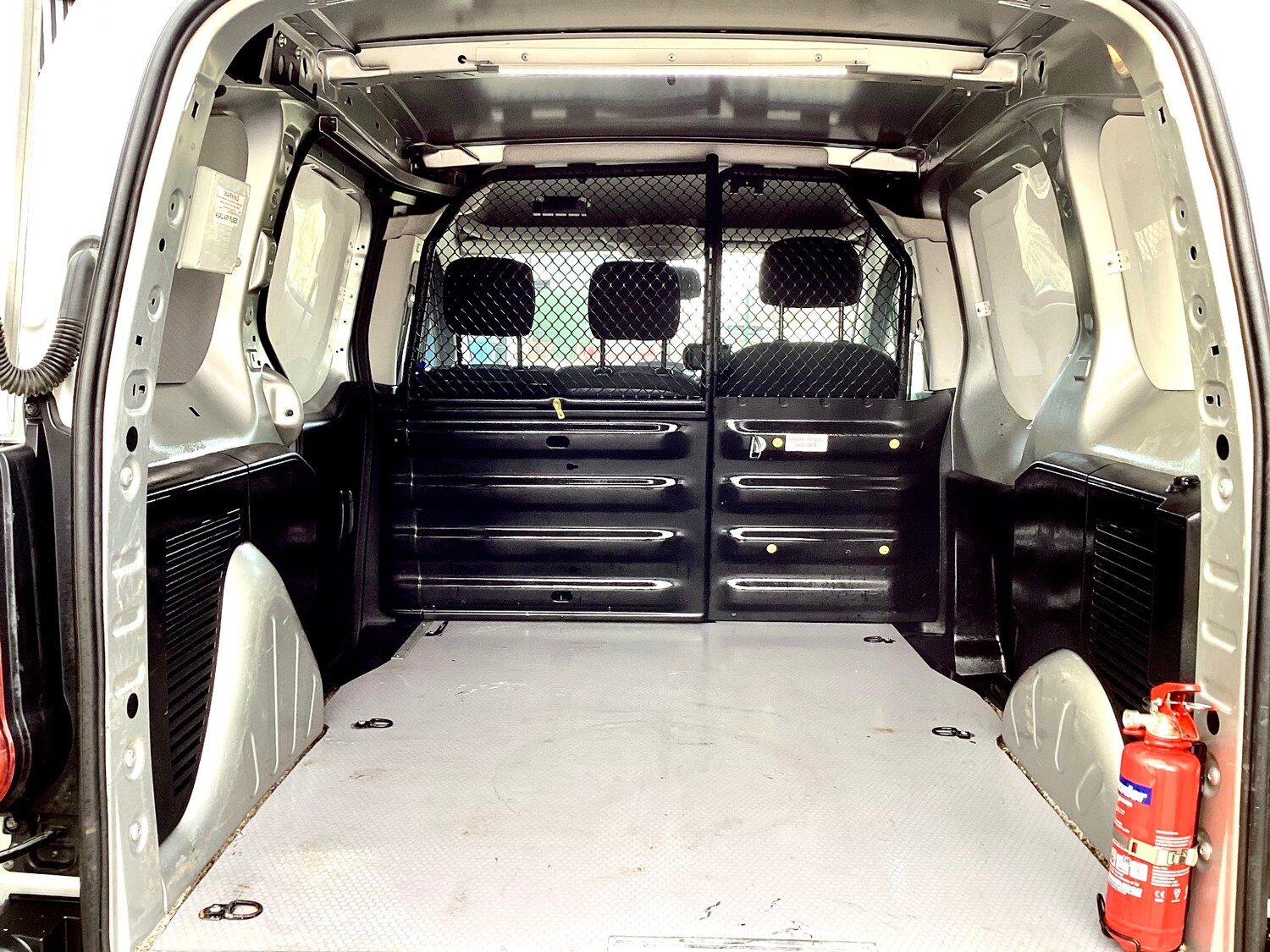 Used Peugeot Partner 2019 for sale - 77685816: Photo 9