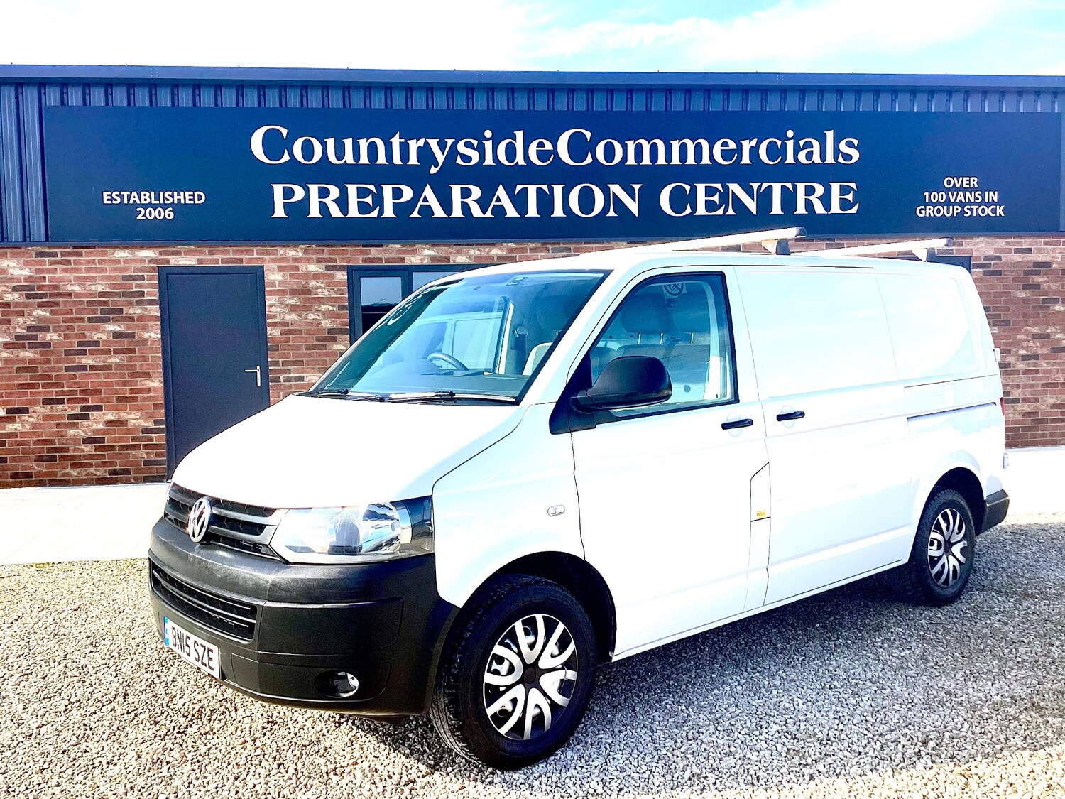 Used Volkswagen Transporter 2015 for sale - 77685173: Photo 3