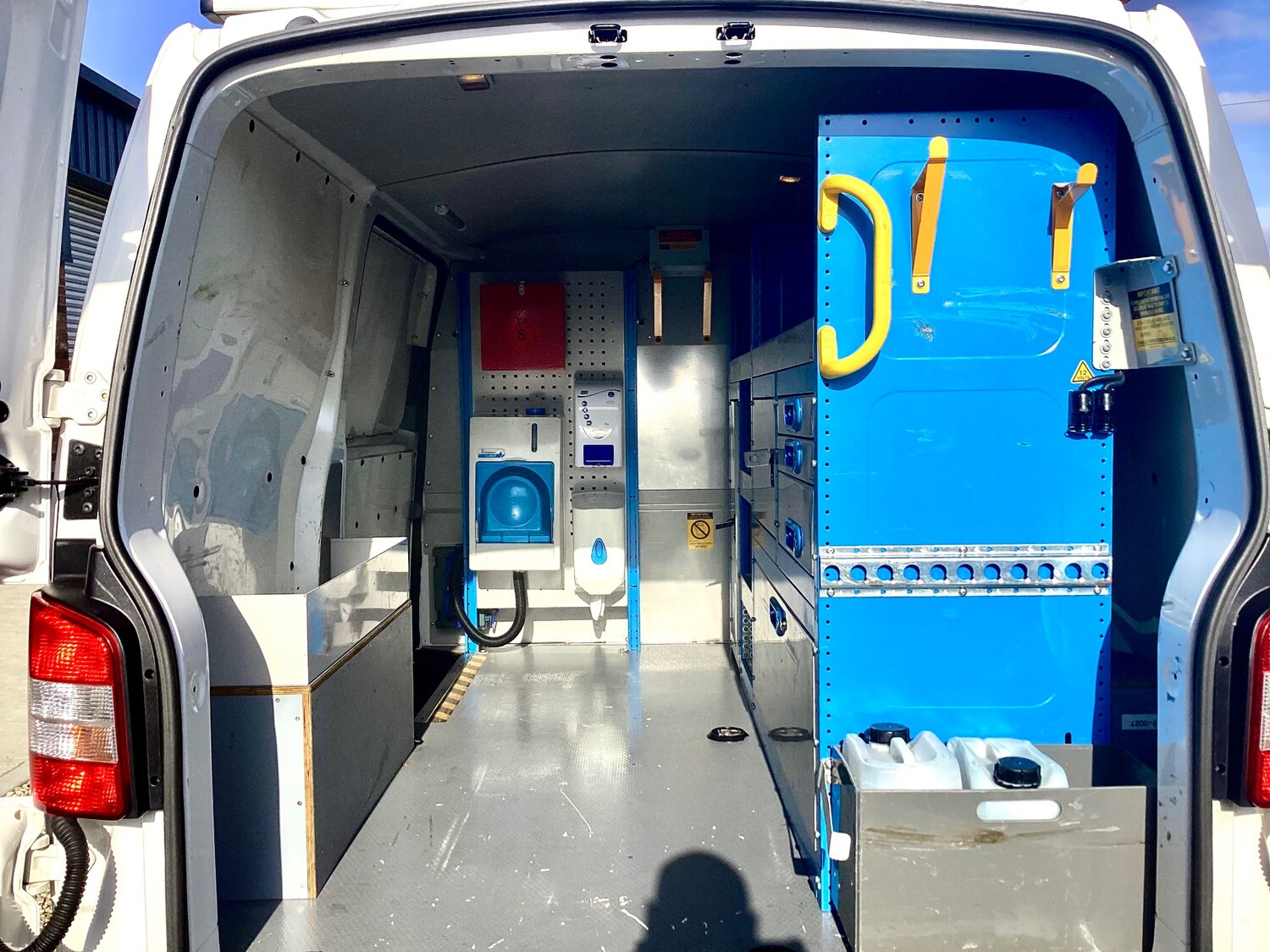 Used Volkswagen Transporter 2015 for sale - 77685173: Photo 9