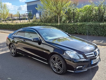 Used Mercedes-Benz E Class 2010 for sale - 78304916: Photo