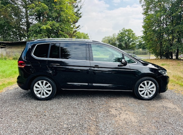 Used Volkswagen Touran for sale - 74049692: Photo 8