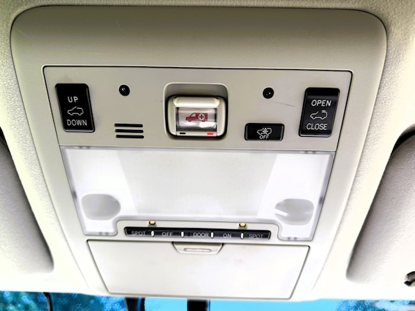 Used Toyota Land Cruiser 2014 for sale - 74050553: Photo 16