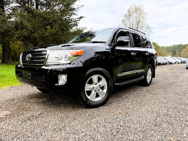 Used Toyota Land Cruiser 2014 for sale - 74050553: Photo 3