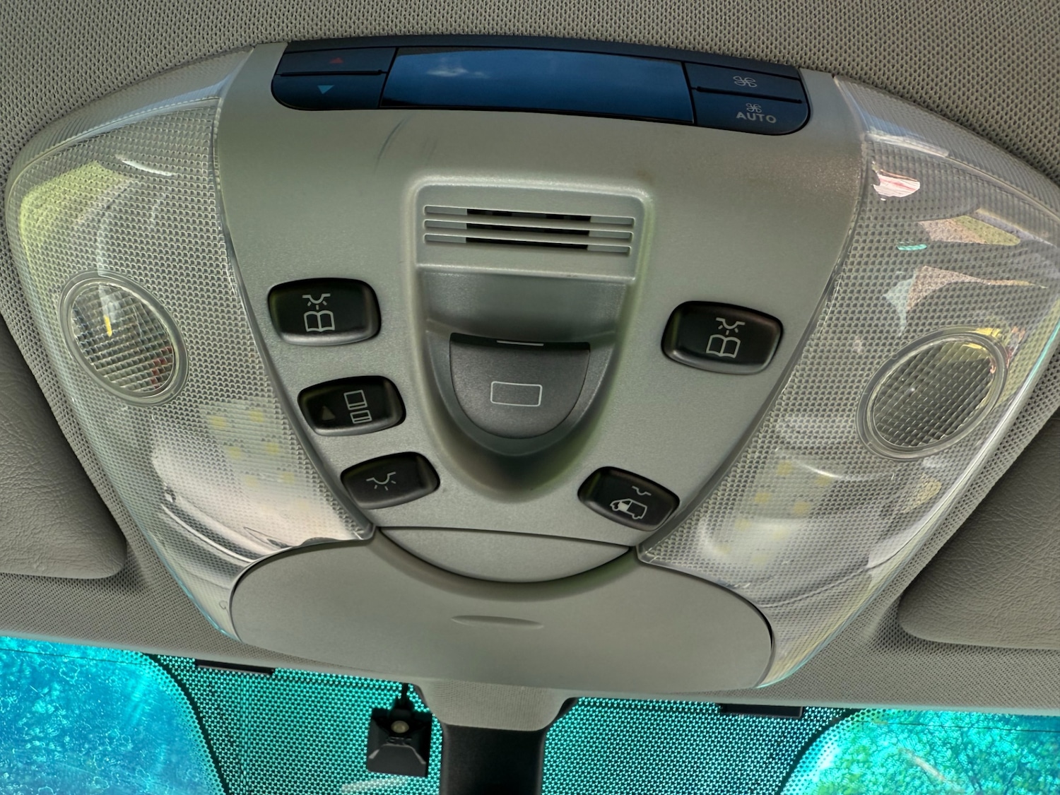 Used Mercedes-Benz Viano 2011 for sale - 74540018: Photo 12