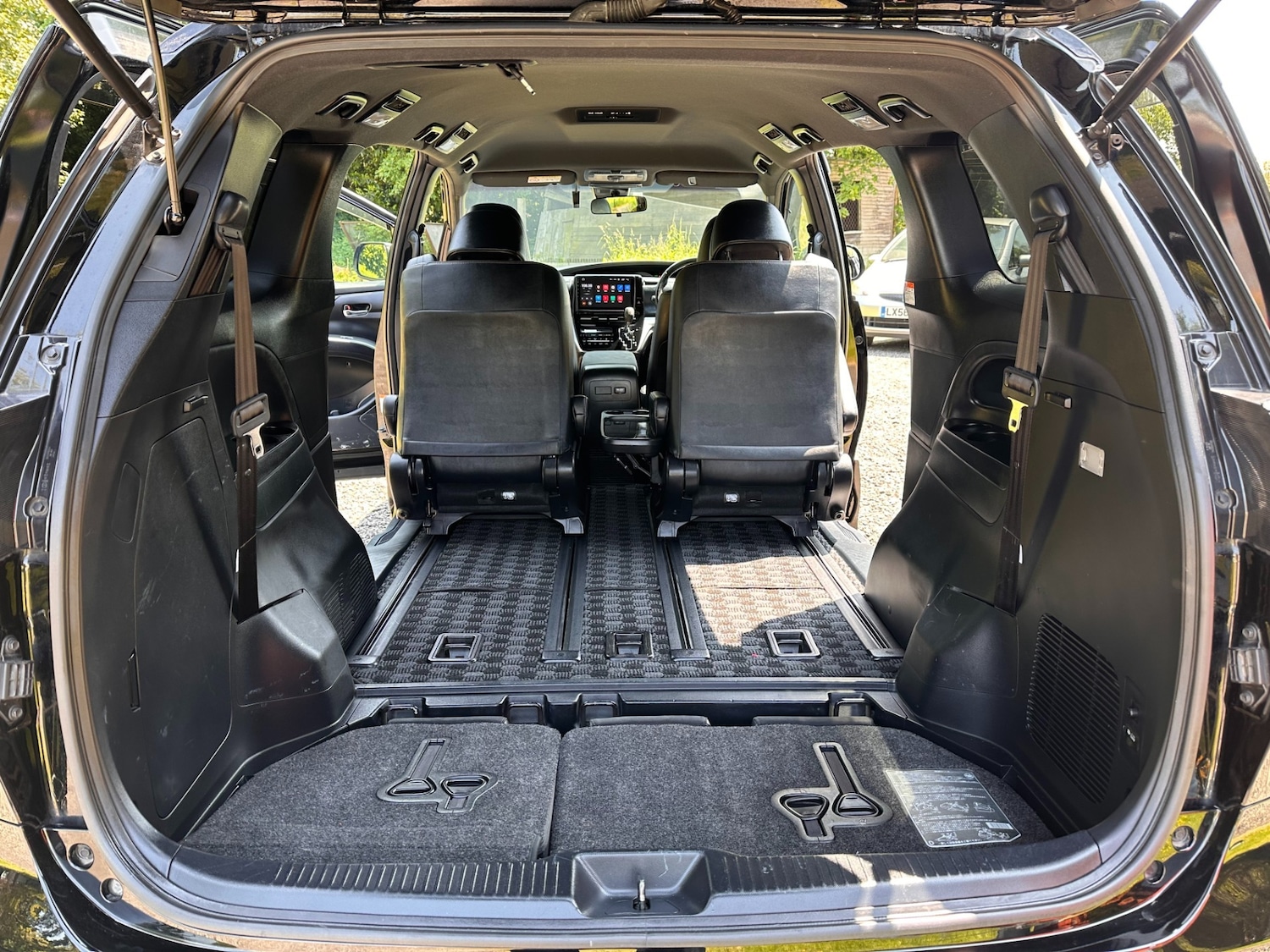 Used Toyota Estima 2018 for sale - 77934231: Photo 17