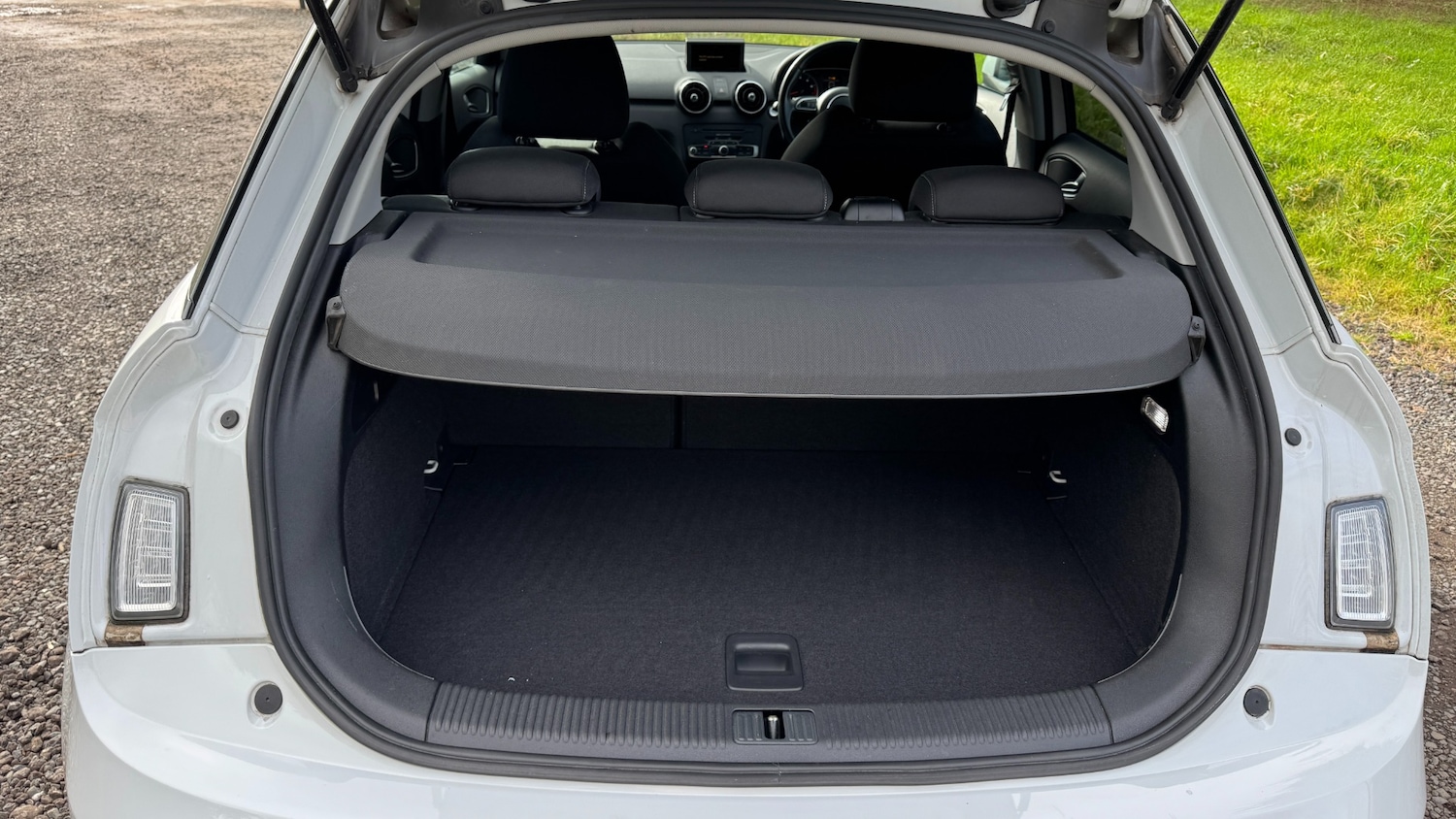 Used Audi A1 2015 for sale - 77640337: Photo 17