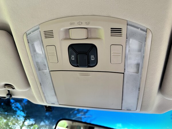 Used Toyota Vellfire for sale - 74051933: Photo 13