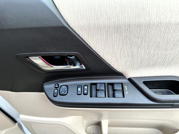 Used Toyota Vellfire for sale - 74051933: Photo 14