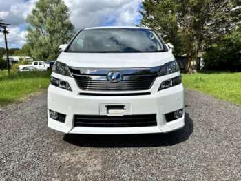 Used Toyota Vellfire 2013 for sale - 74051933: Photo
