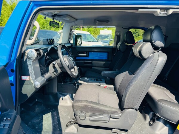 Used Toyota FJ Cruiser 2013 for sale - 73792583: Photo 14