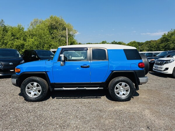 Used Toyota FJ Cruiser 2013 for sale - 73792583: Photo 5