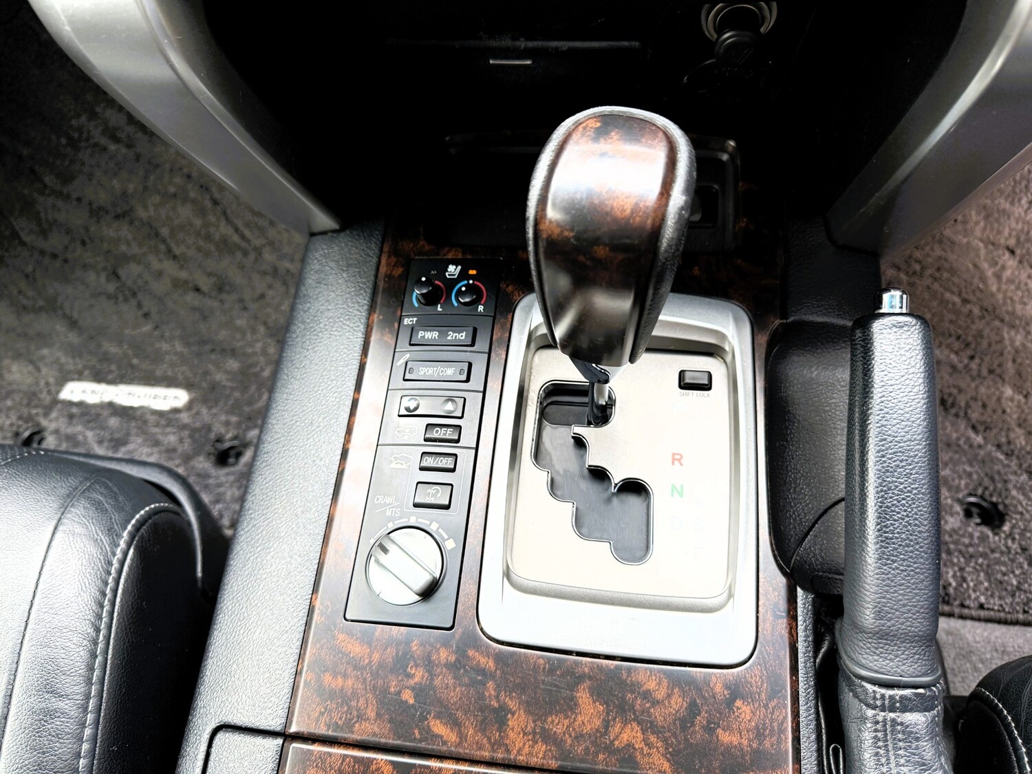 Used Toyota Land Cruiser 2014 for sale - 77933946: Photo 13