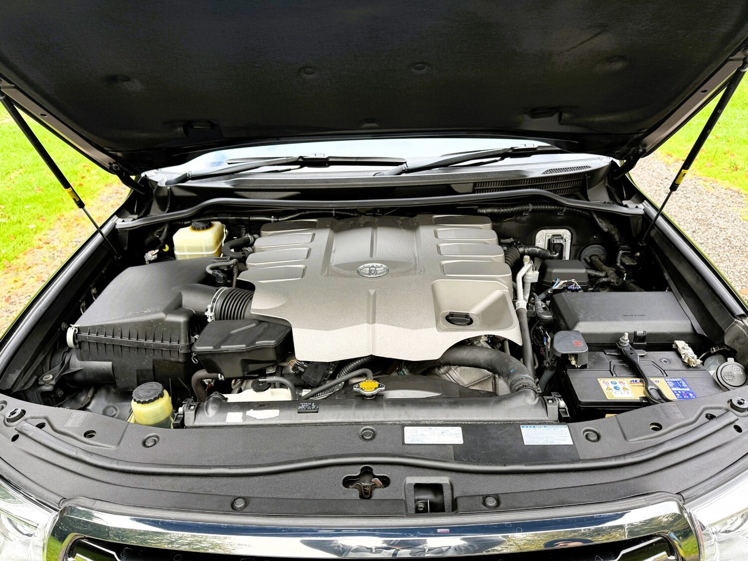 Used Toyota Land Cruiser 2014 for sale - 77933946: Photo 24