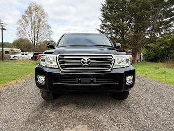 Used Toyota Land Cruiser 2014 for sale - 77933946: Photo