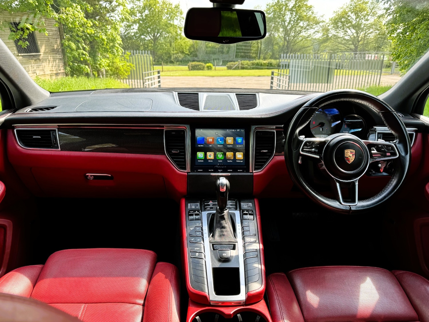 Used Porsche Macan 2015 for sale - 77947132: Photo 11