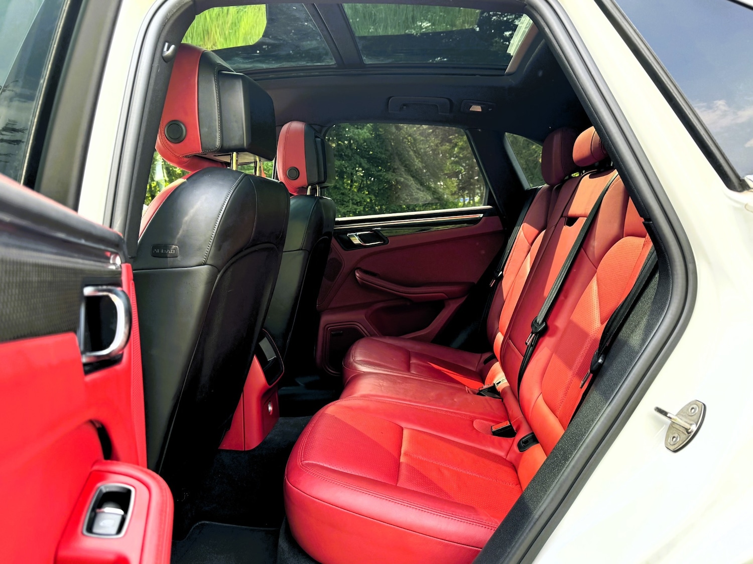 Used Porsche Macan 2015 for sale - 77947132: Photo 19