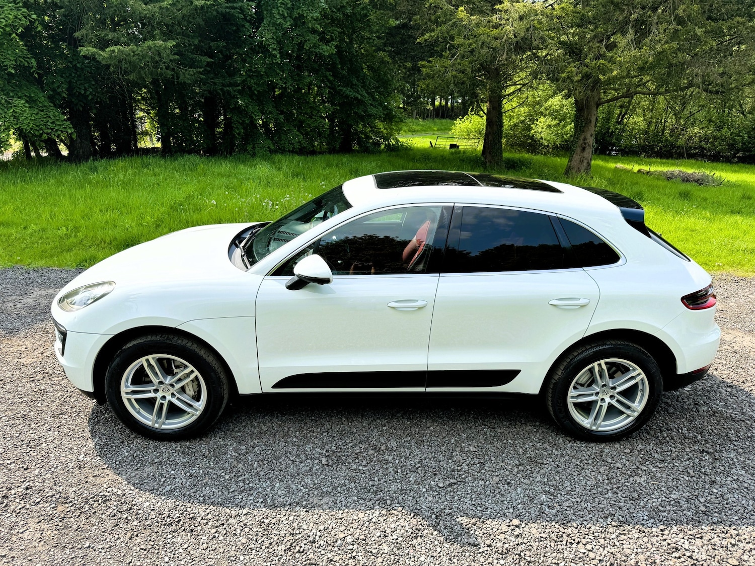 Used Porsche Macan 2015 for sale - 77947132: Photo 5