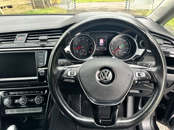 Used Volkswagen Touran for sale - 73837818: Photo 11