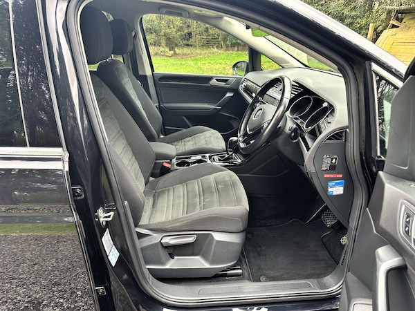Used Volkswagen Touran for sale - 73837818: Photo 9