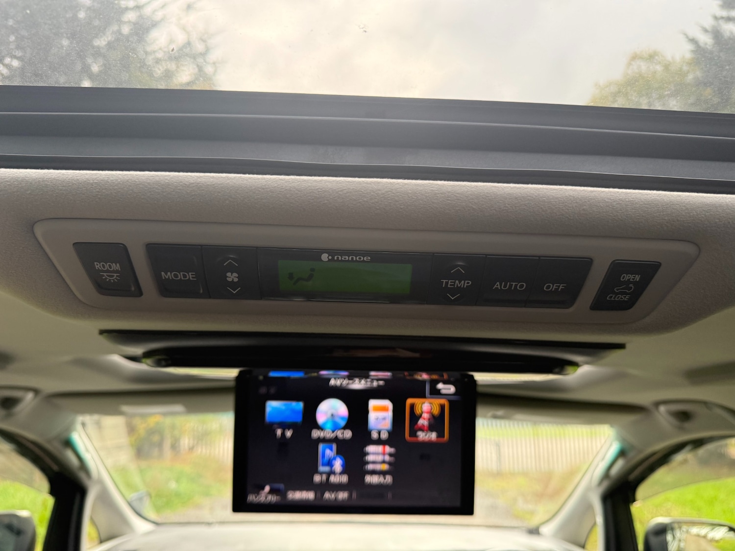 Used Toyota Vellfire 2014 for sale - 73792585: Photo 20