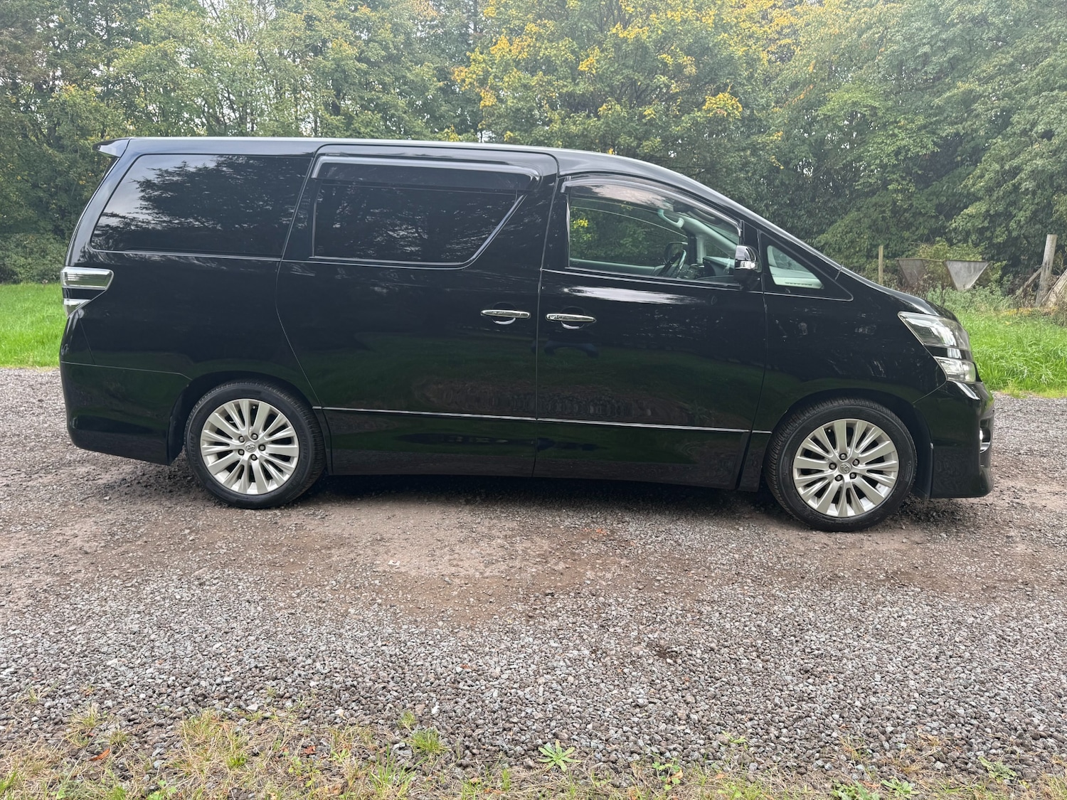 Used Toyota Vellfire 2014 for sale - 73792585: Photo 8