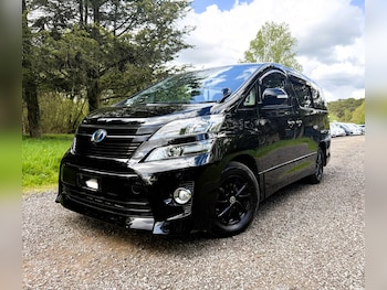 Used Toyota Vellfire 2014 for sale - 77689633: Photo