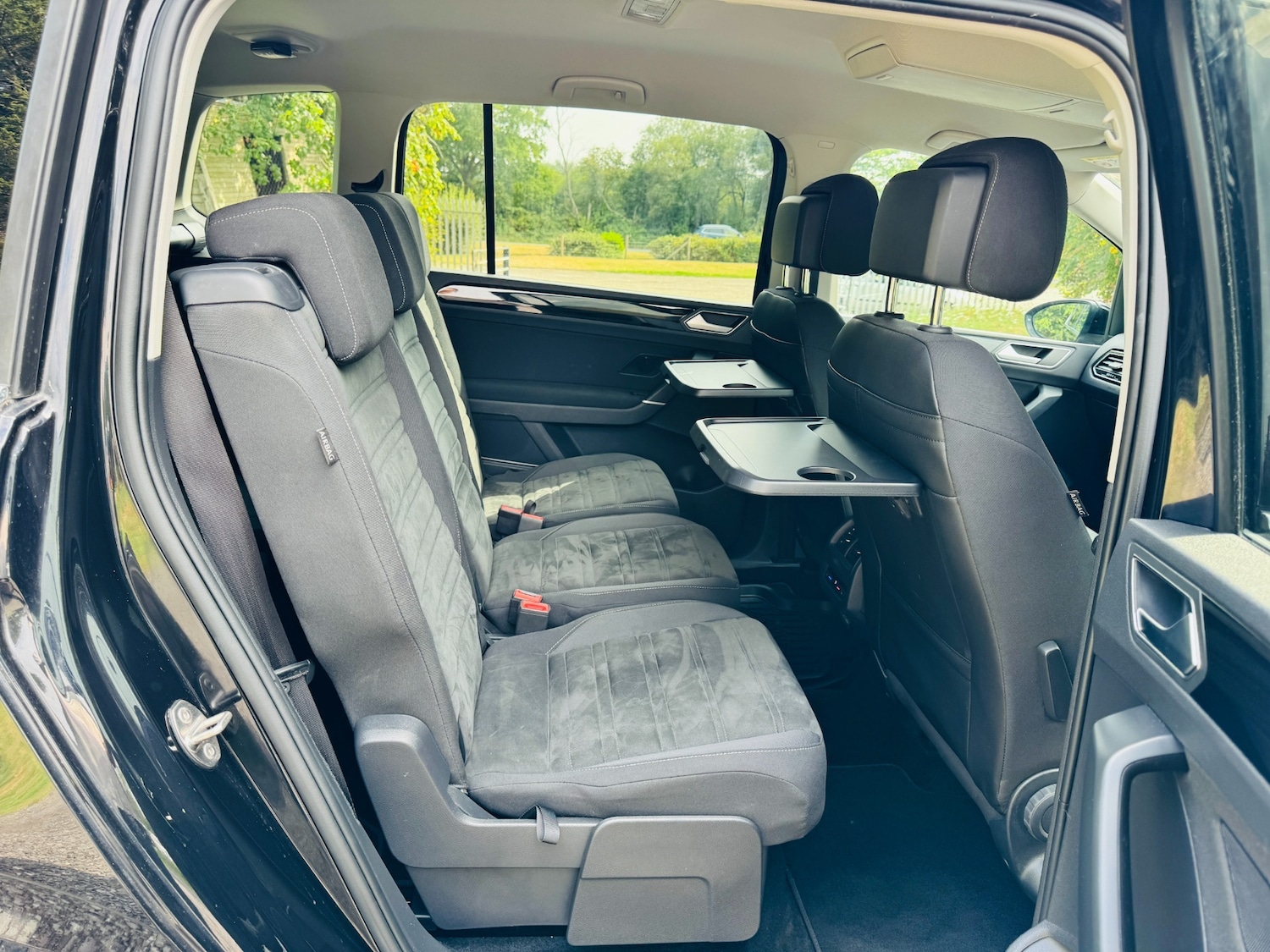 Used Volkswagen Touran for sale - 77934107: Photo 15